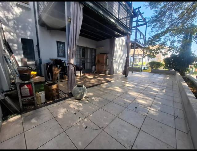 2 BEDROOM APARTMENT FOR SALE IN DOUGLASDALE